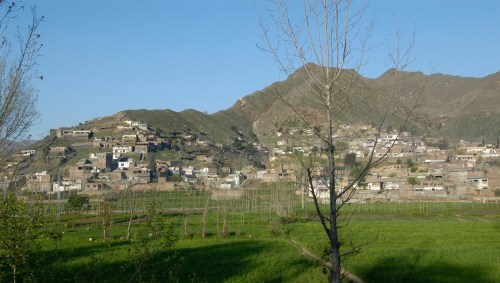 Ville de Mingora (Mingawra en pashto) dans la vallée de Swat
