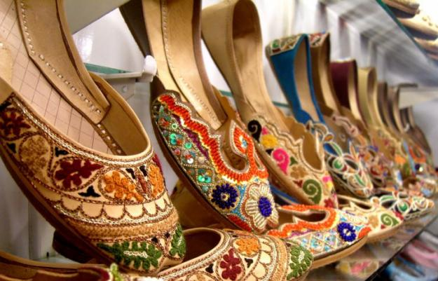 Chaussures Pakistanaises
