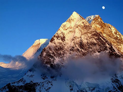 Broad Peak, Karakorum, Pakistan, 8051 m